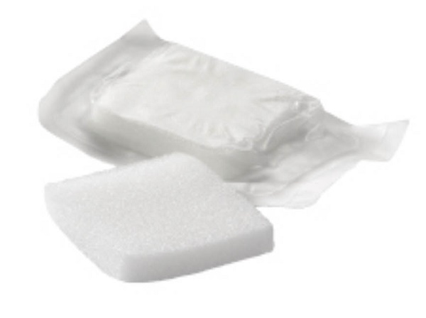 MEDICAZIONE IN COMPRESSE DI POLIURETANO ESPANSO FORMATO DA RETICOLI CELLULARI A NIDO D'APE 10PZ 5X5X1CM STERILE - Farmacia Bartoli