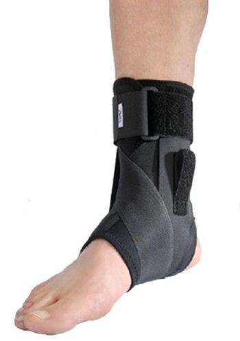 CAVIGLIERA NEOPR 8FUNZ M - Farmacia Bartoli